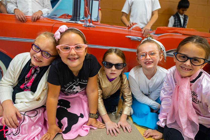 Students dress up for '50s day